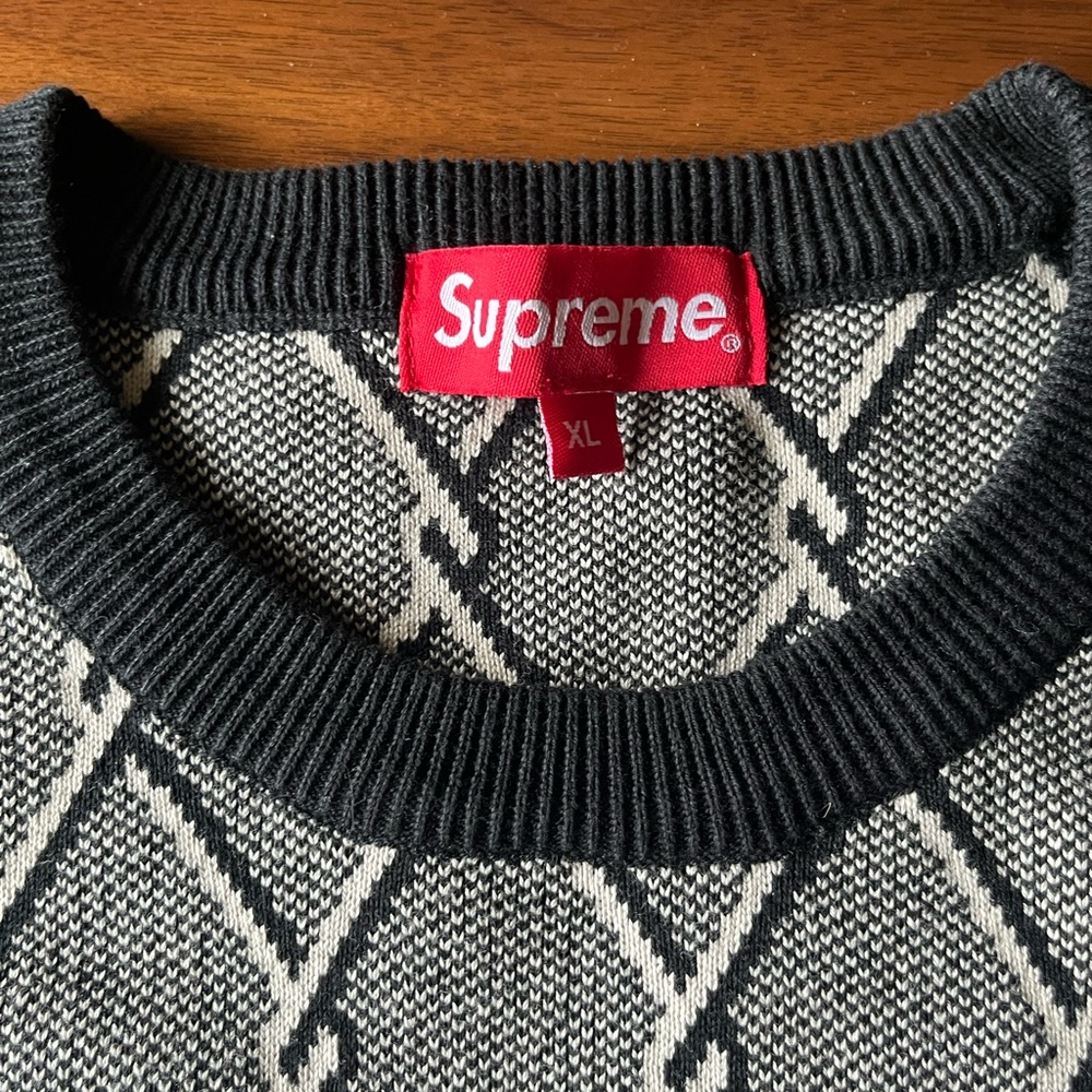 SUPREME Chainlink sweater